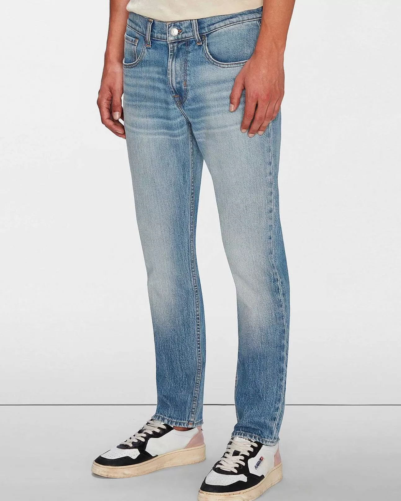 7 For All Mankind Slimmy Tapered In Wasserfall Shop