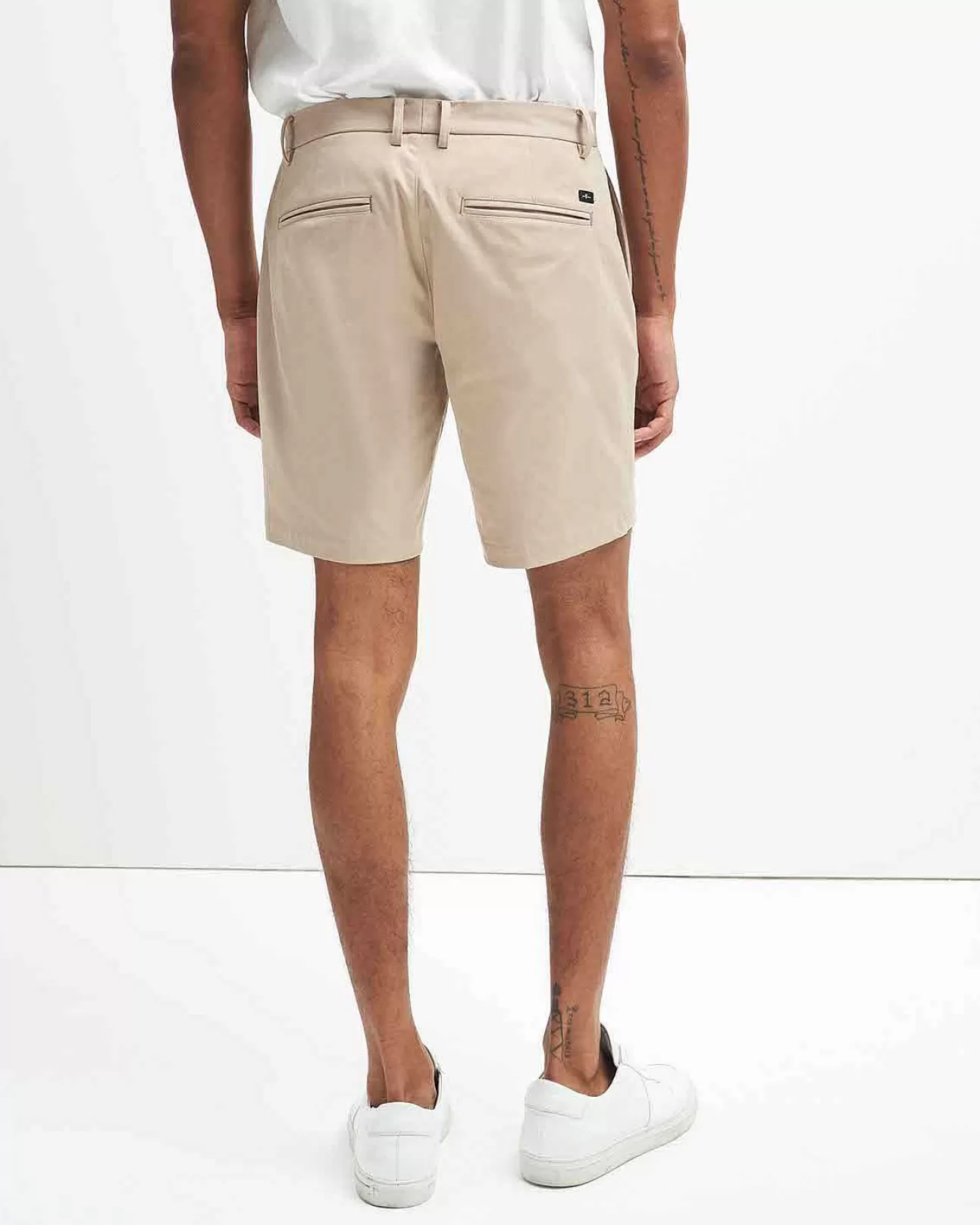 7 For All Mankind Tech Series Short In Sand Fashion